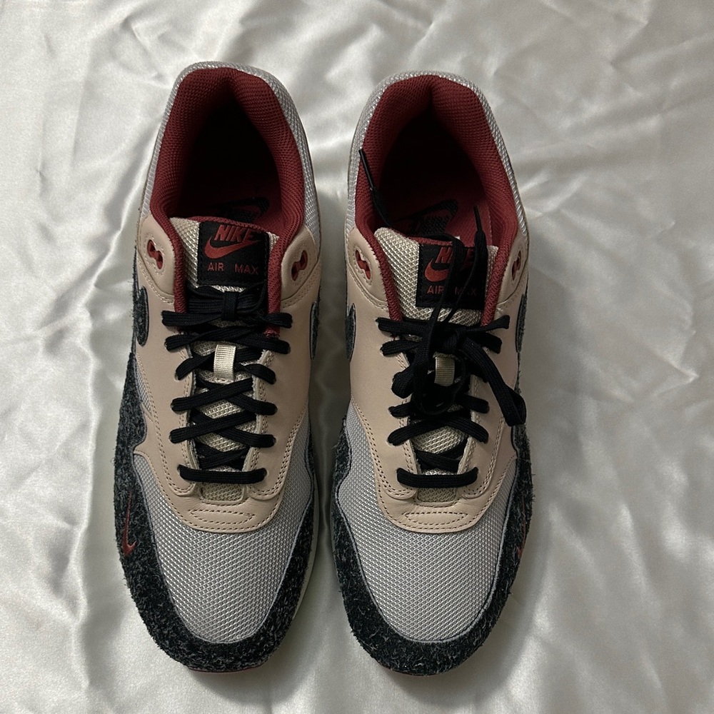 Nike Air Max 1 PRM Men’s Sneakers - Beige, blur & Burgundy Accents